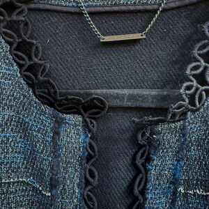 Elie Tahari Blue and Black Textured Blazer